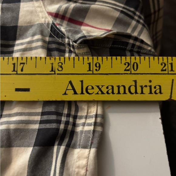 Lauren Ralph Lauren Women’s Casual Plaid Shirt - Black, White, Red size Medium - Picture 4 of 6